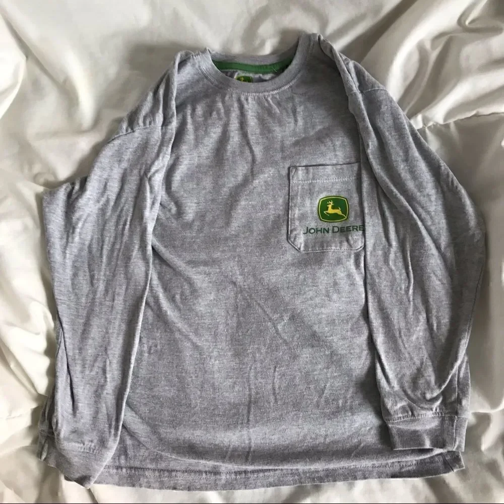 John Deere boys long sleeve T-shirt size 8